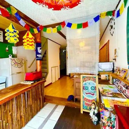 Santana Guest House Осака Екстер'єр фото