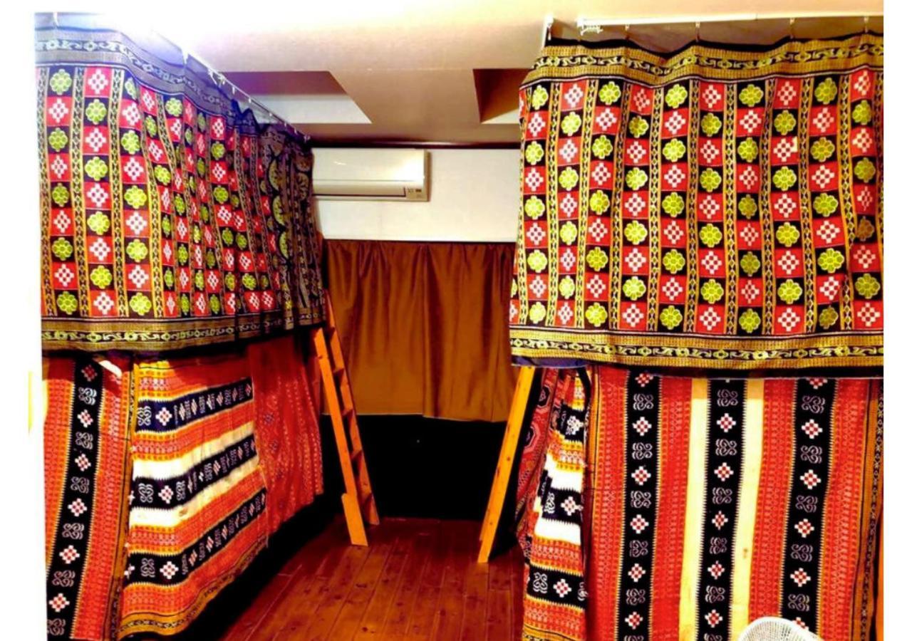 Santana Guest House Осака Екстер'єр фото